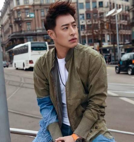 潘玮柏媳妇方媛摆拍,潘玮柏和方媛照片