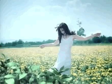 王菲广告大赏完整版,发几张王菲在90年代初做的广告