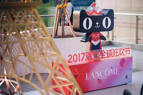 兰蔻雅诗兰黛之争,雅诗兰黛和兰蔻哪个更强