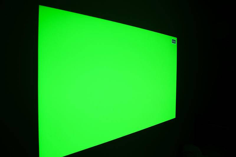 大眼橙投影仪家用x7m智能投影,极米和大眼橙x7d投影仪对比