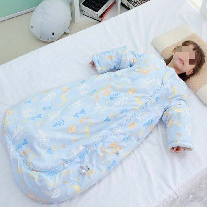 孩子穿睡袋还需要穿秋衣吗,孩子穿睡袋还需要盖被子吗