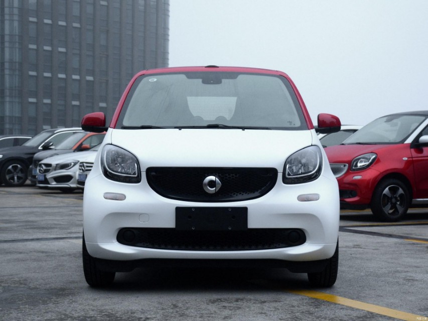 奔驰smart为啥停产,奔驰smart库存成灾