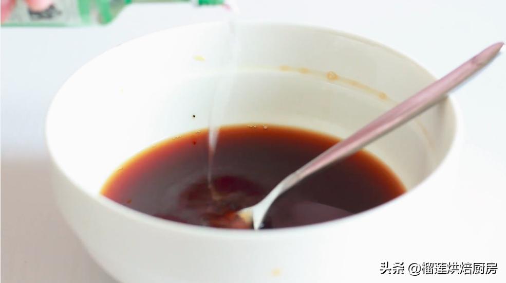 不用吉利丁不用烤箱做提拉米苏,没有手指饼干没有烤箱的提拉米苏