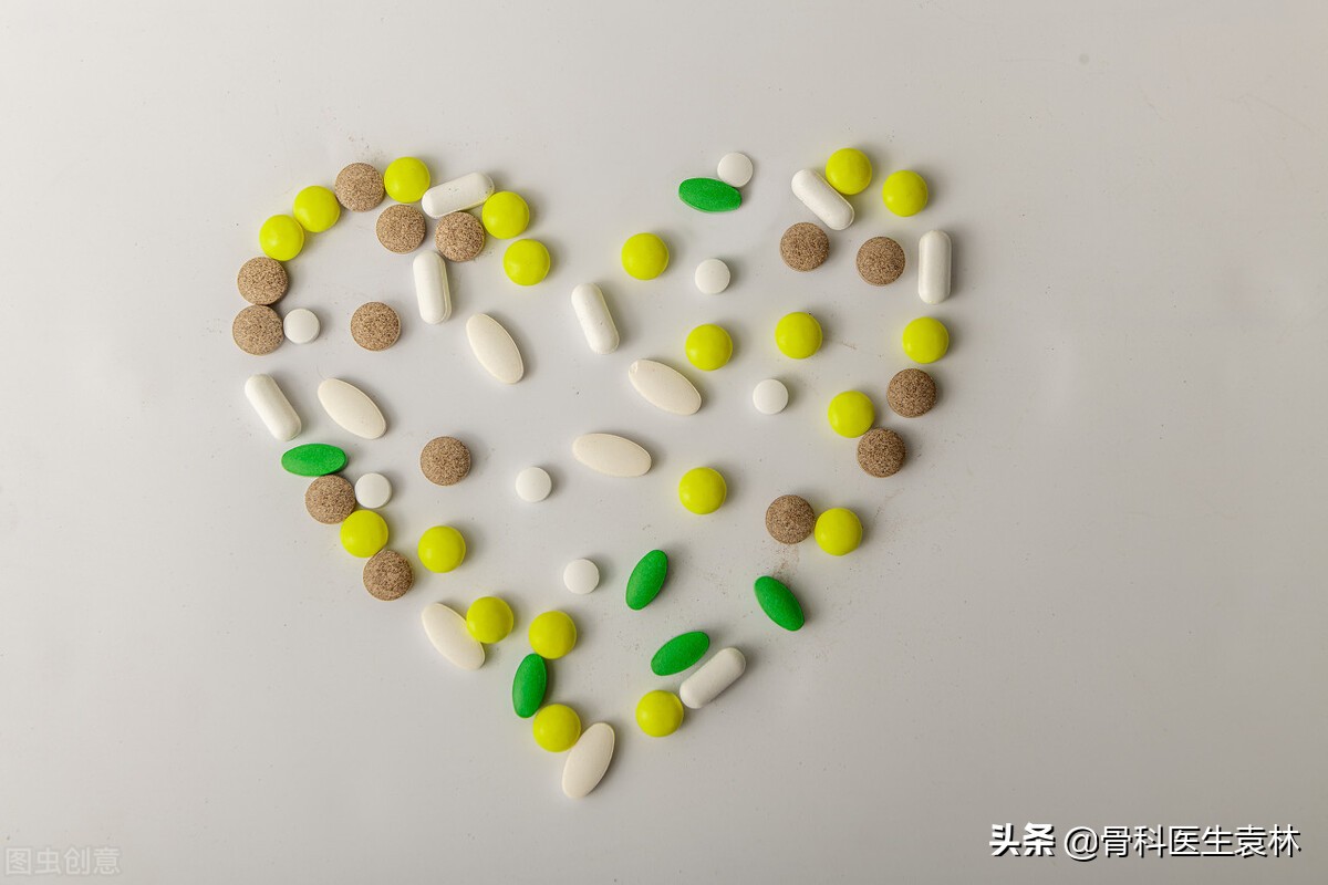 髋关节滑膜炎的症状及治疗方法,髋关节滑膜炎怎么造成的