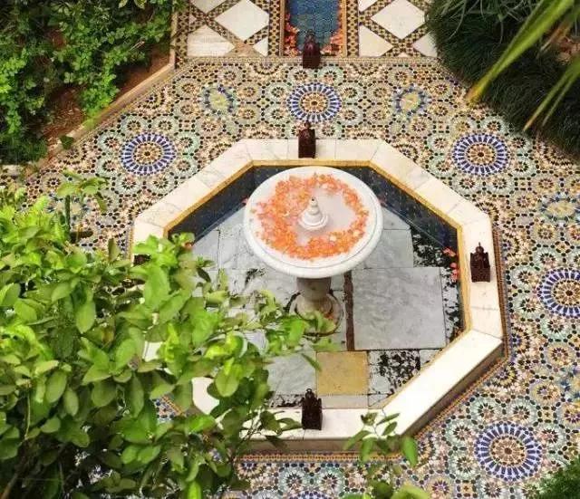 庭院铺装哪种方式效果最好,庭院地面铺装大理石效果图