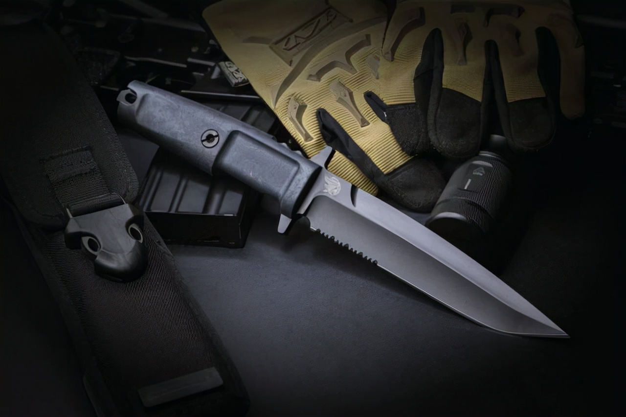 特种兵专用野外多功能护身刀,特种兵小武器