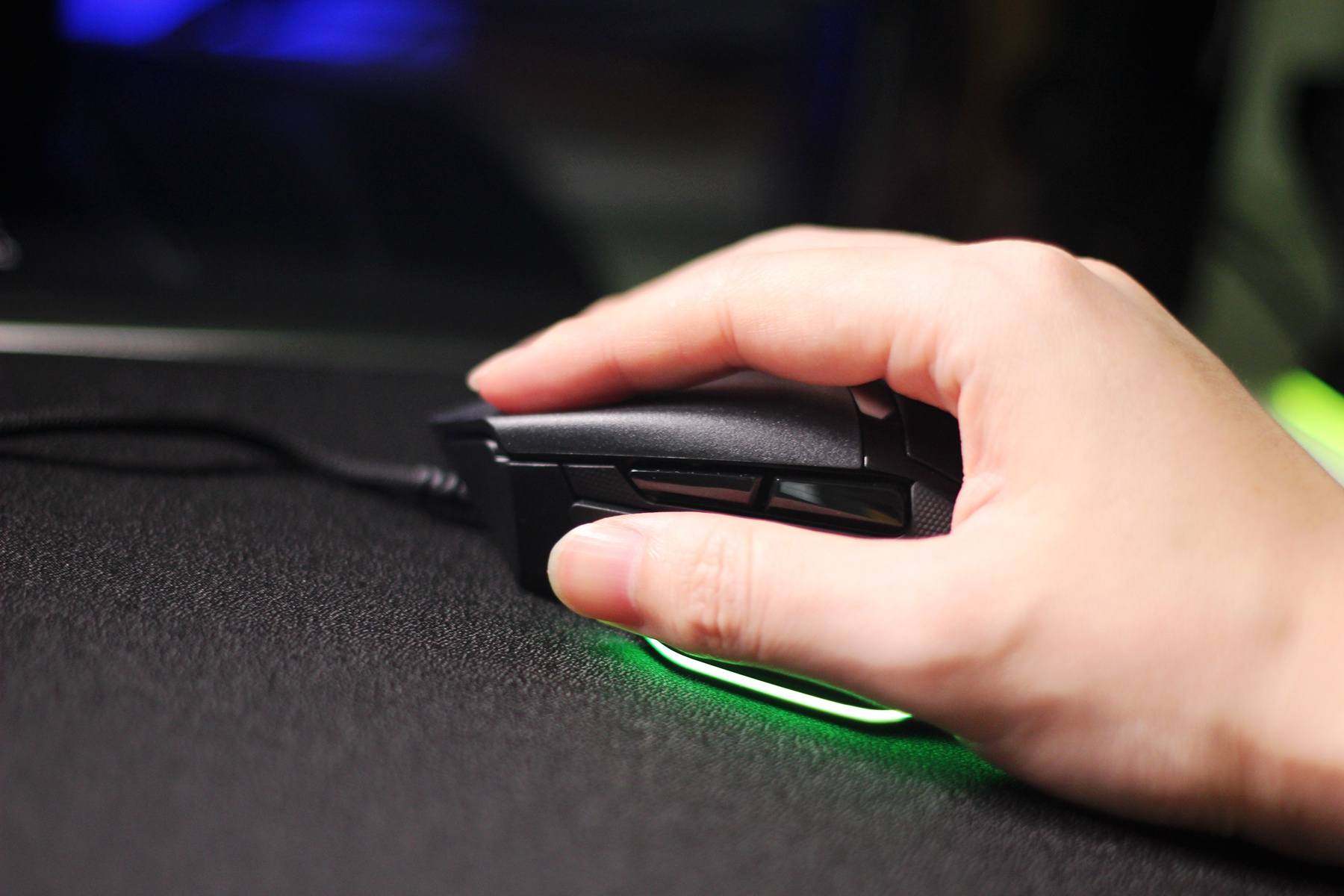 雷蛇巴塞利斯蛇v2鼠标设置,雷蛇巴塞利斯蛇v3鼠标实测