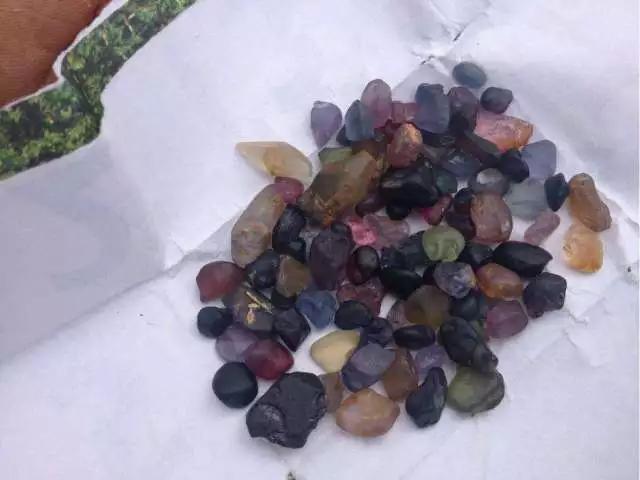 斯里兰卡矿区宝石值得购买吗,斯里兰卡宝石馆值得买吗