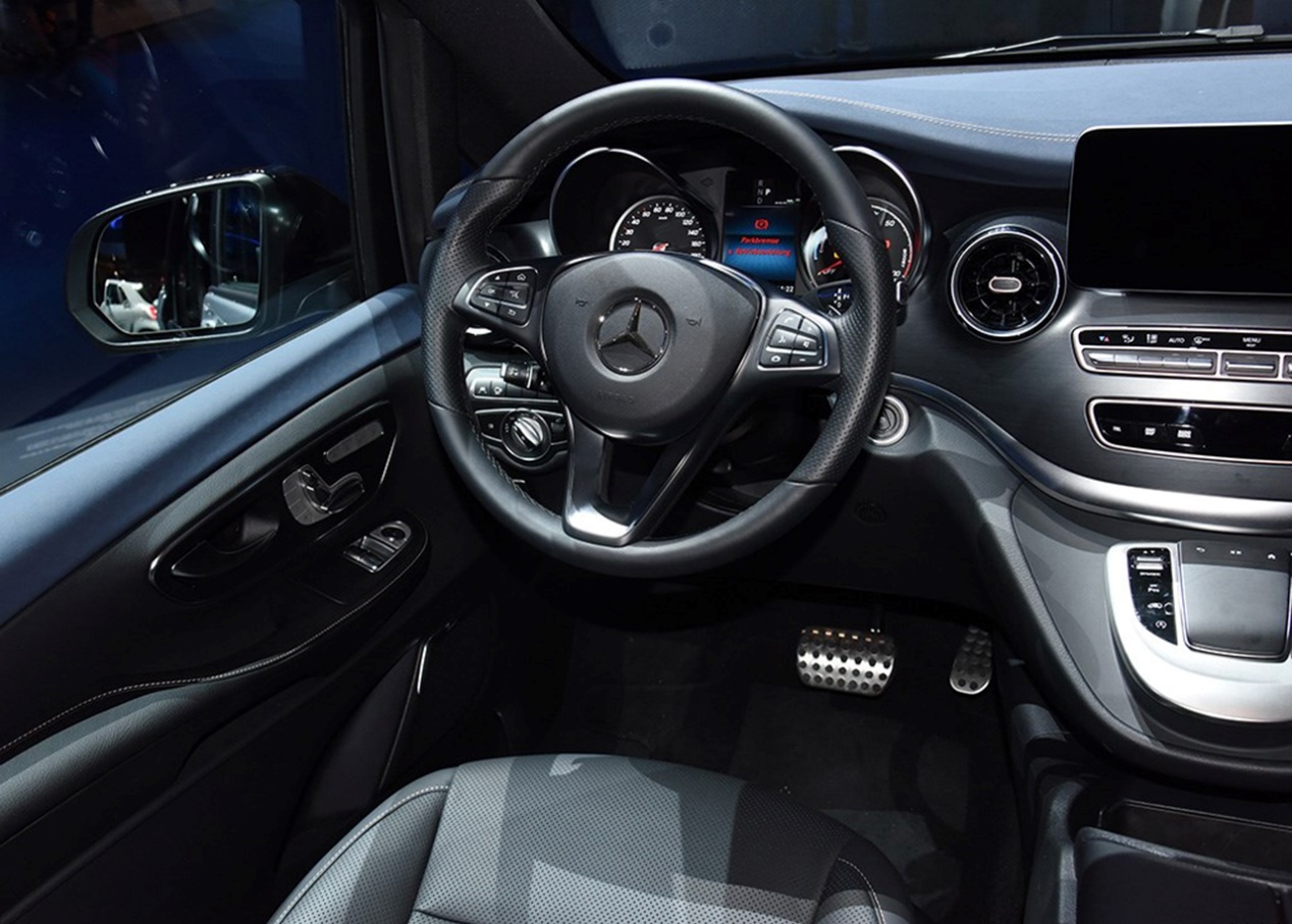 奔驰mpv有电动的吗,奔驰mpv纯电动汽车