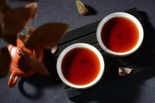 云南勐海普洱茶文化,问茶云南普洱茶