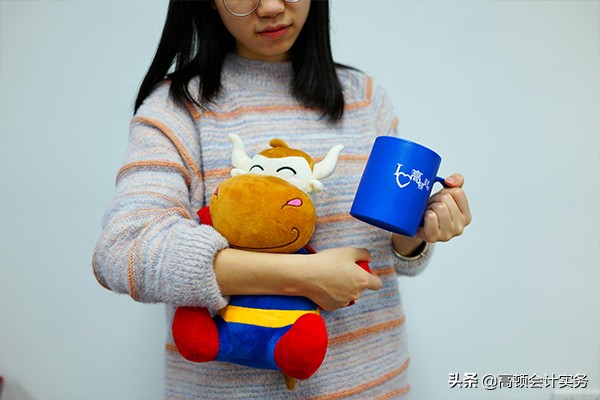 账户入账多少钱会被监控,公转私转账多少就会被银行查