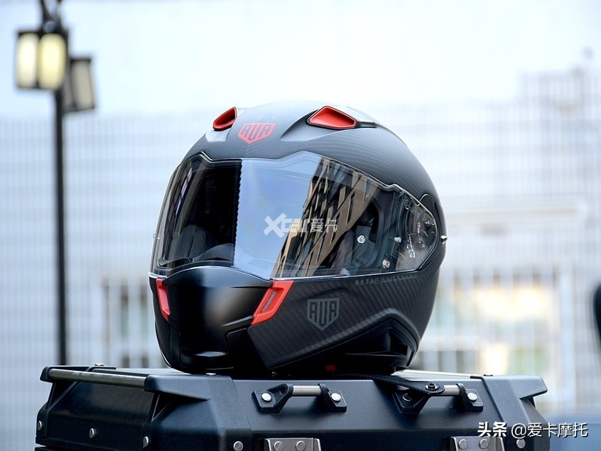 ava碳纤维全盔,ava王朝碳纤维全盔怎么样