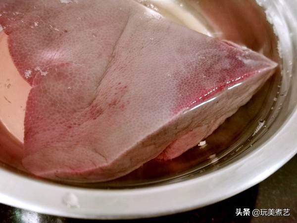 怎么煮猪肝才不缩水,怎么煮猪肝软不硬好吃