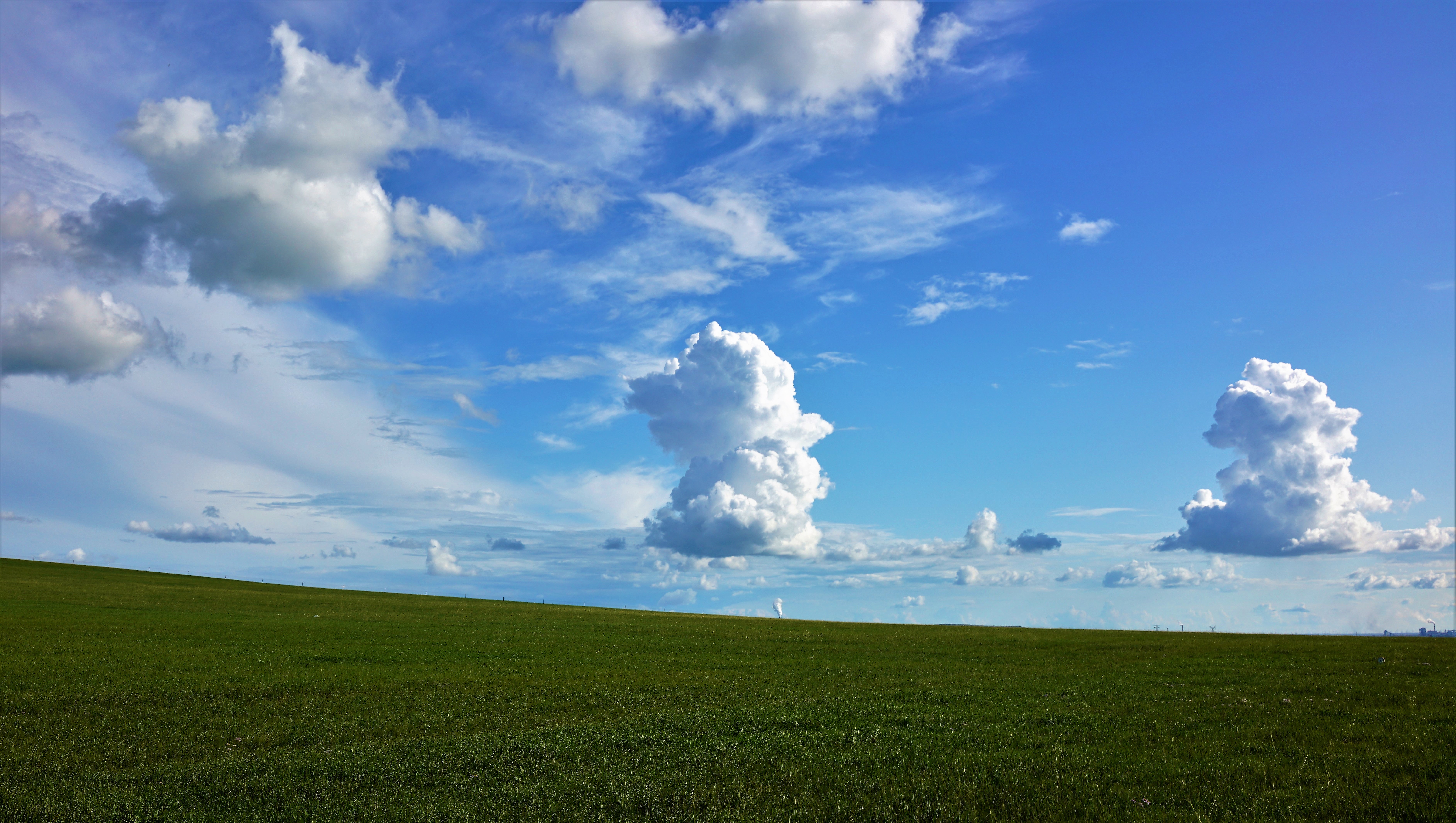 孩子问天空为什么是蓝色的,怎么跟孩子说天空是蓝色的