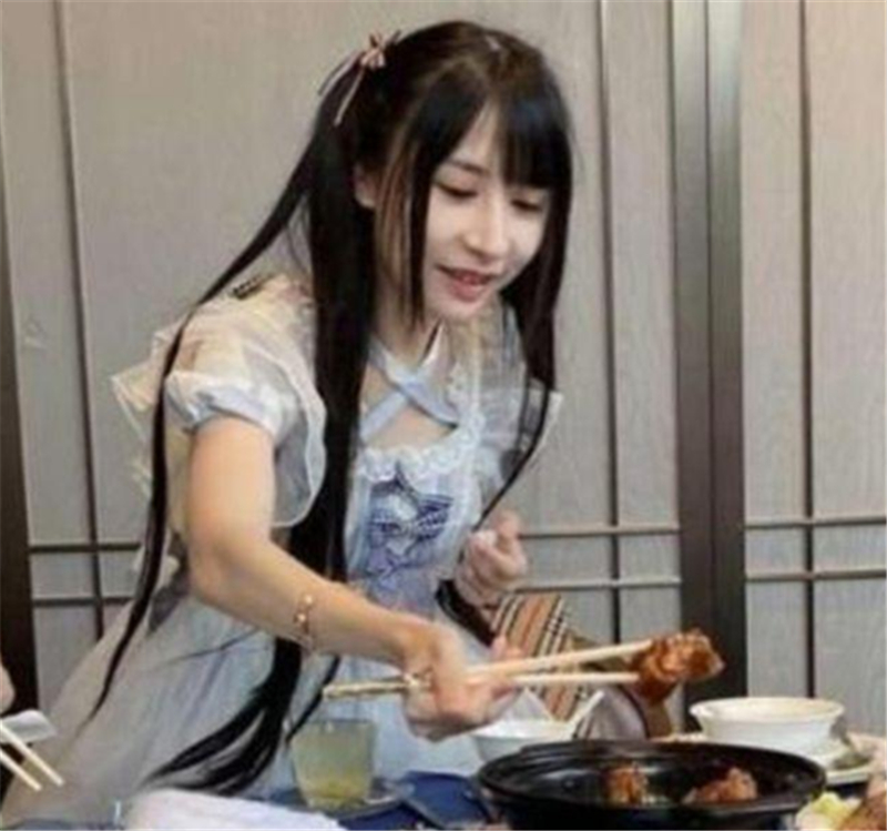 蔡萝莉爆红视频,蔡萝莉变御姐的视频