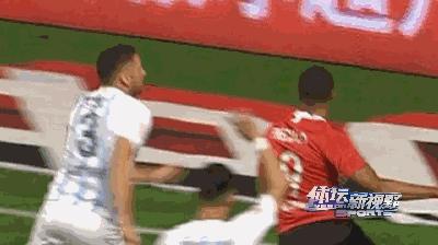 越位的规则有多厚,越位规则是针对哪一方球员