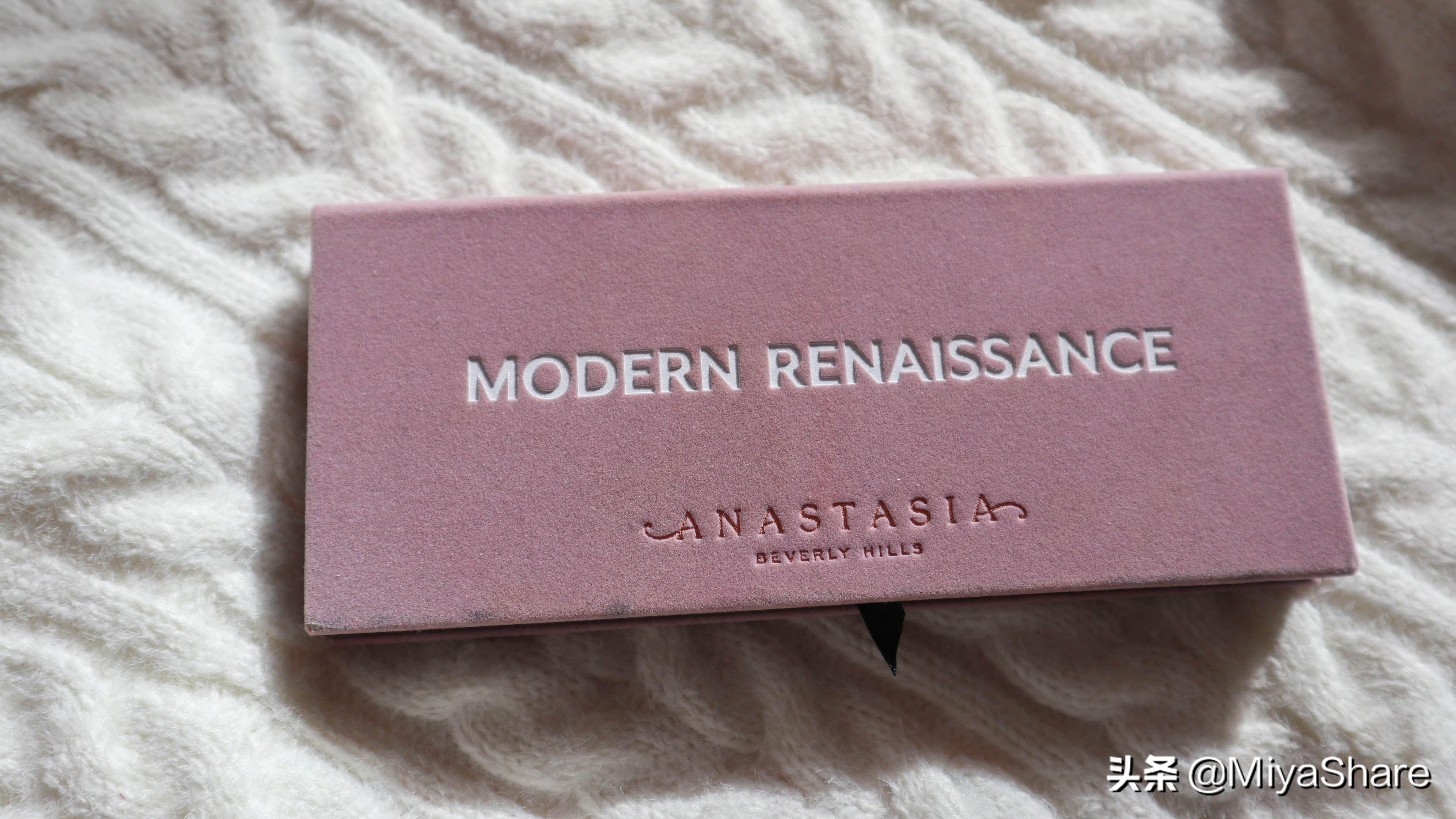 最近最火的彩妆单品推荐,2017年度爱用品专柜篇