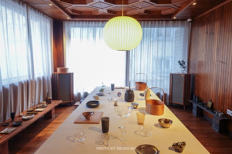 首尔圣水洞oliveyoung,韩国首尔广场打卡景点