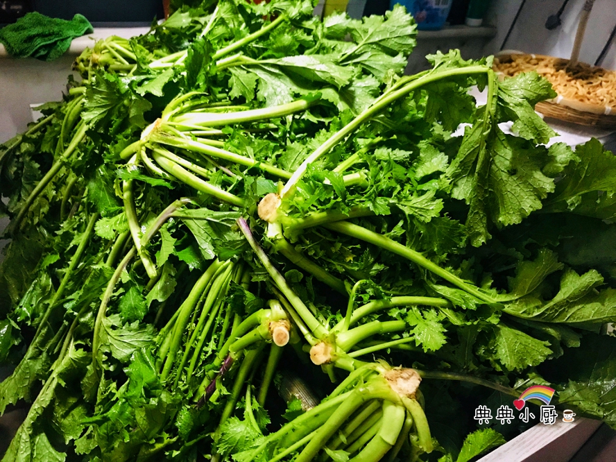 自家腌制咸菜做法大全,自家腌咸菜做法窍门是什么