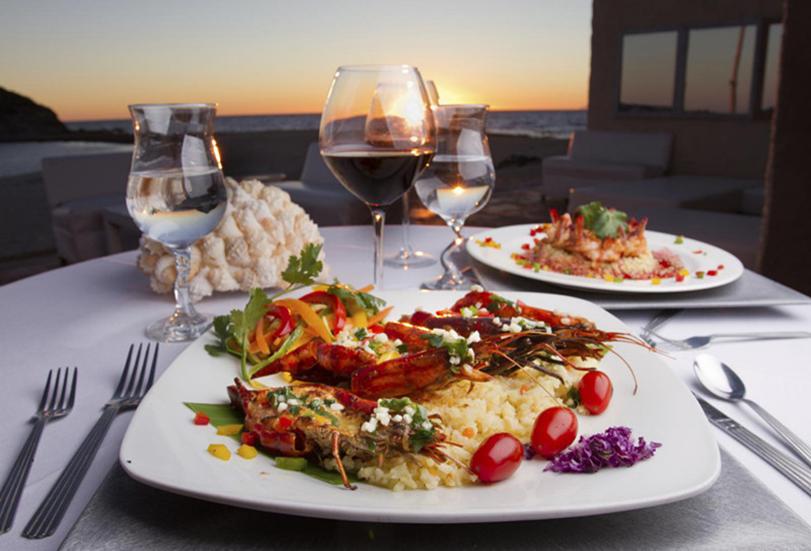 双月湾礁石酒吧值得去吗,双月湾圆方礁石