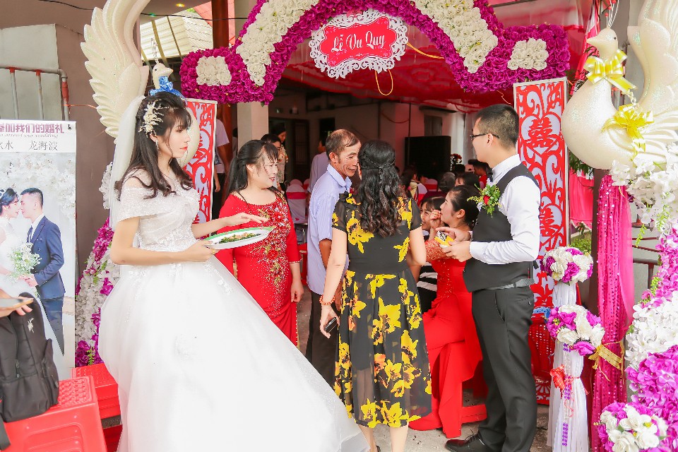 娶越南媳妇需要办什么手续,中国娶越南的媳妇需要办哪些证件