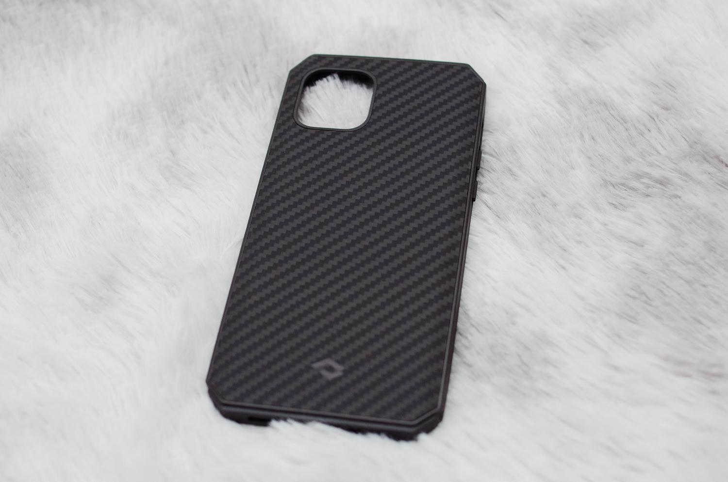 或许比原厂还要好一些：我的iPhone12的“高冷”配件们