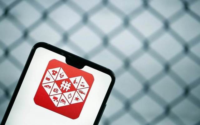 拼多多也要搞物流了,负面缠身的它,能打败京东吗?