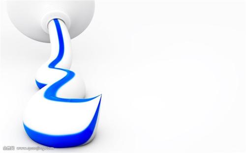 白衣服染上茶渍怎么处理,衣服上面有茶渍怎么解决