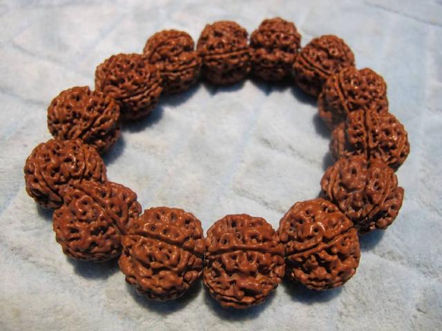 老玩家玩出来的小金刚菩提,老玩家都未必懂的新手攻略