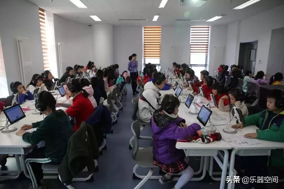 罗兰钢琴考级培训入门零基础,罗兰吉他考级培训入门零基础