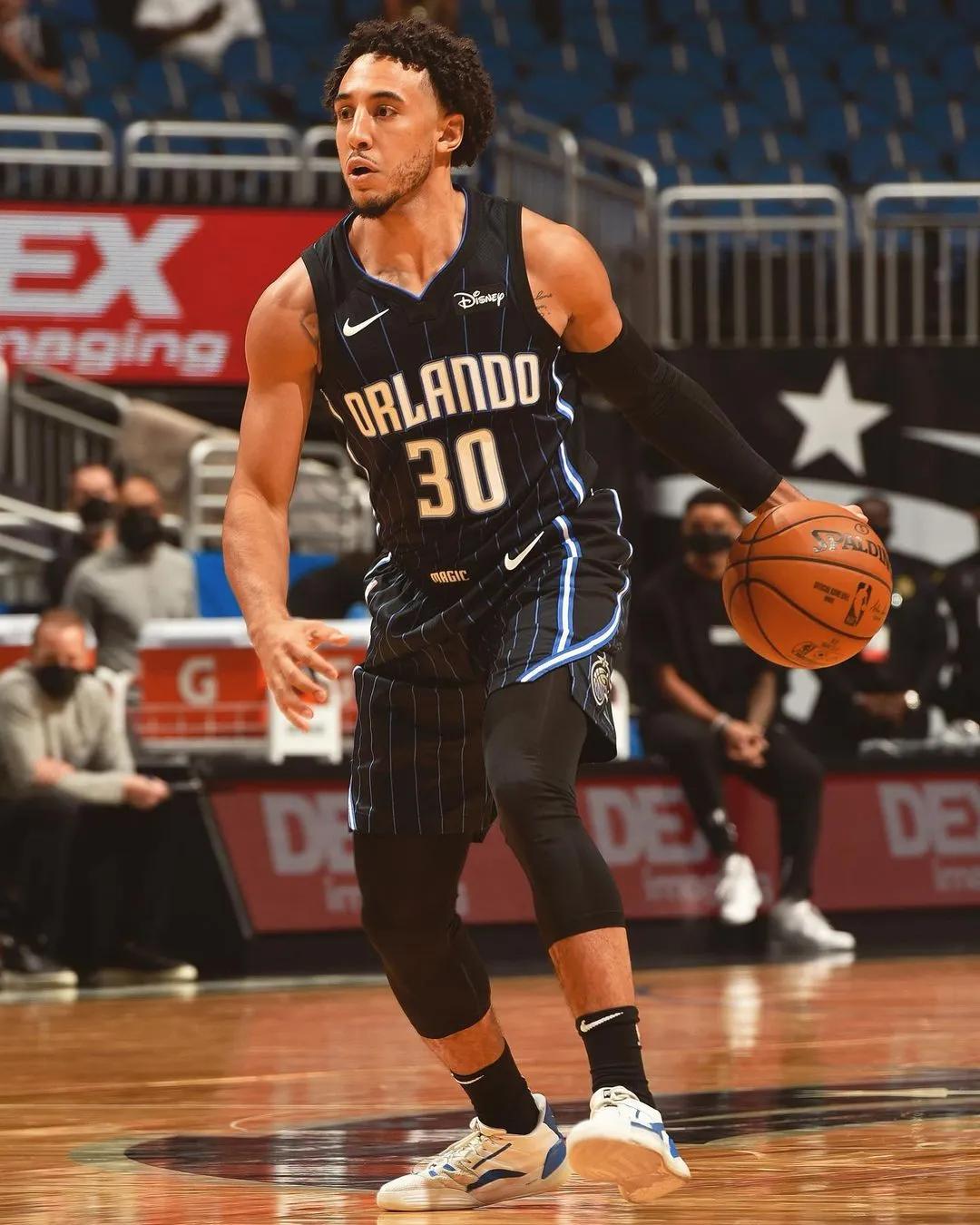 nba球员开放性骨折最后怎么样了,为什么nba球员脚踝受伤还能继续打