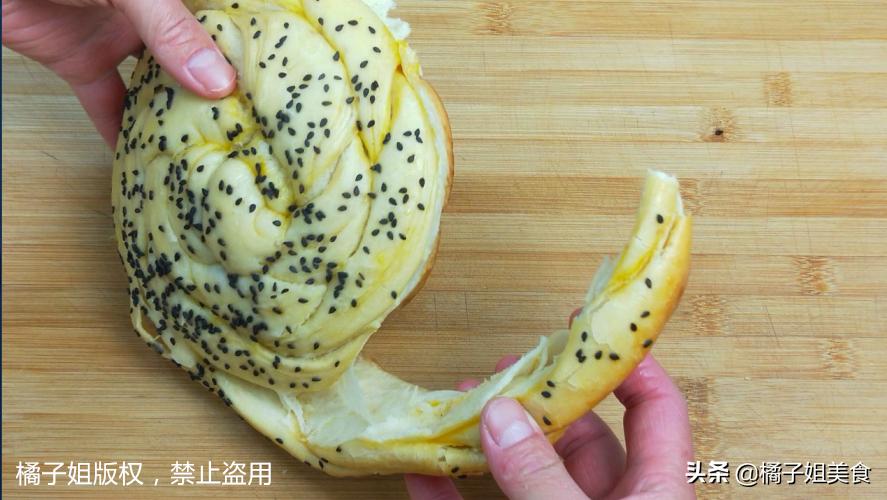 面粉新吃法外酥里嫩超好吃,面粉里加鸡蛋教你秘制新做法