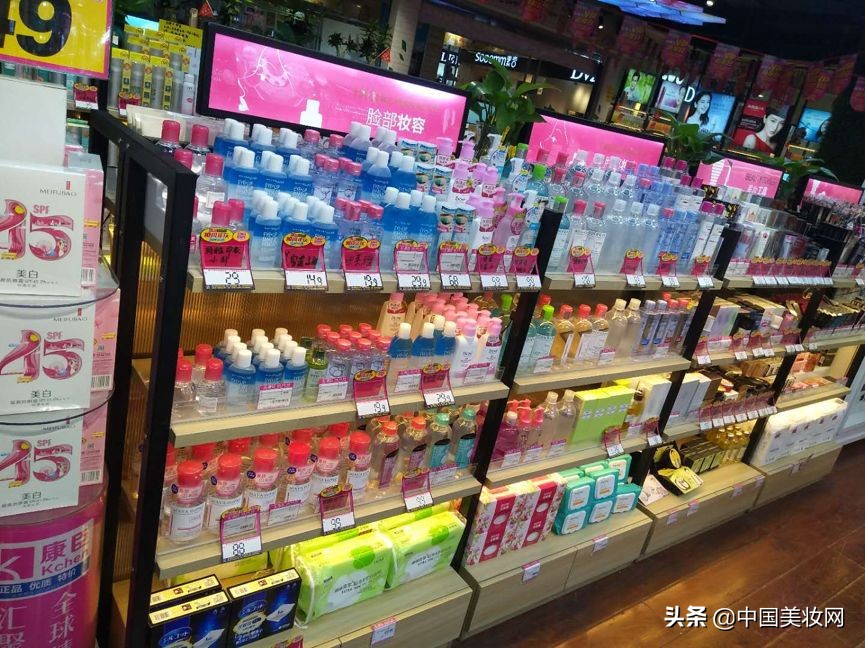 会卖贝德玛、美宝莲、DHC的门店,比不会卖的业绩好N倍?