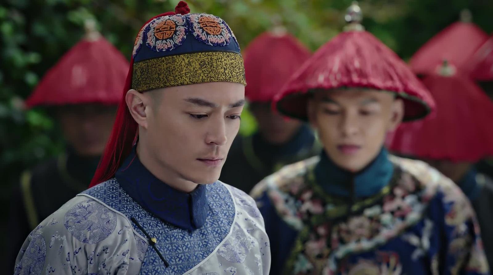 爱新觉罗恒绍祭祖龙袍,爱新觉罗后代恒绍