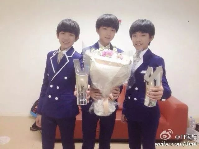 看看那些走向没落的网站，随手揭开的还有我们的青春呀