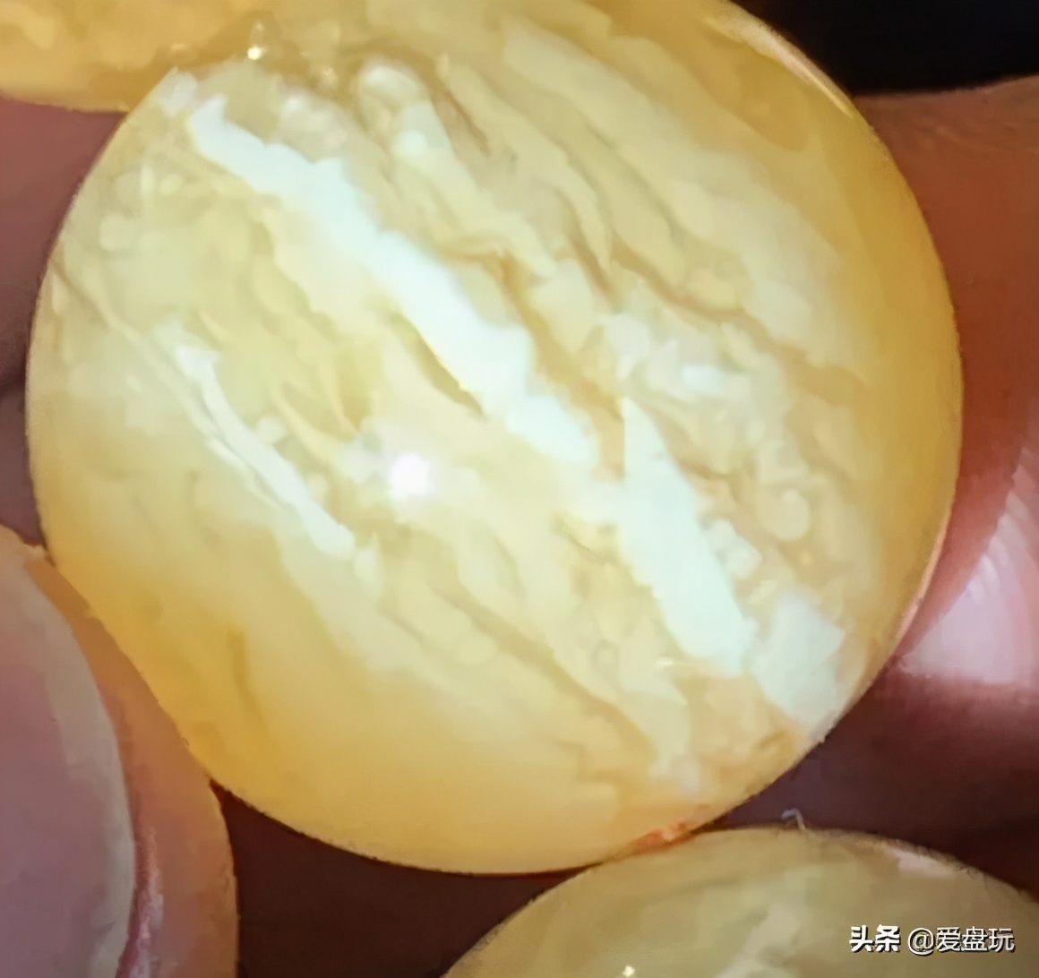 买蜜蜡避免踩哪些坑,蜜蜡买回来一段时间有坑