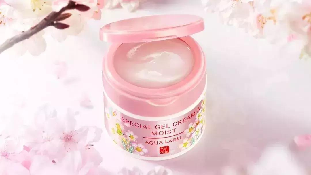 粉粉粉粉粉粉出屏幕的樱花限定来啦，看过就算买过！