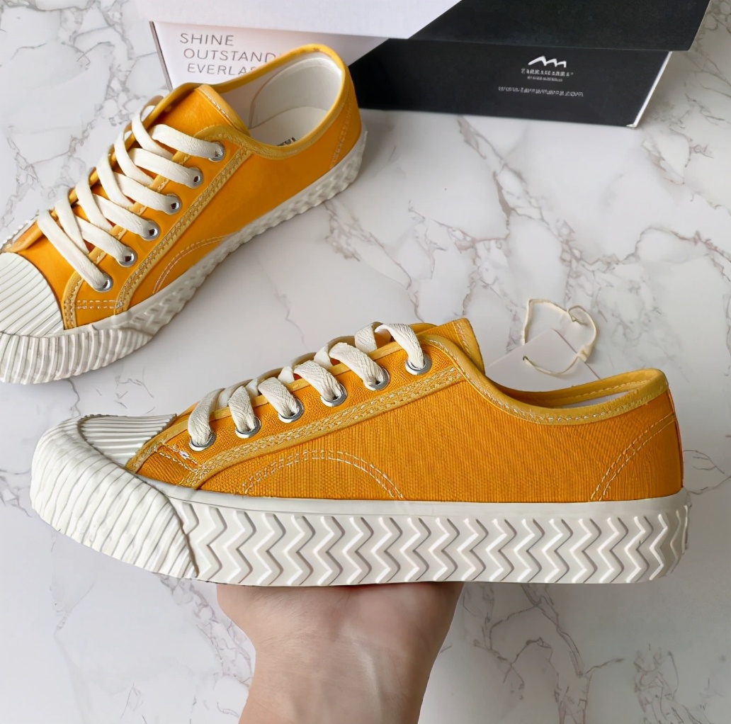 薄底饼干鞋穿搭,厚底饼干鞋搭配什么裤子好看