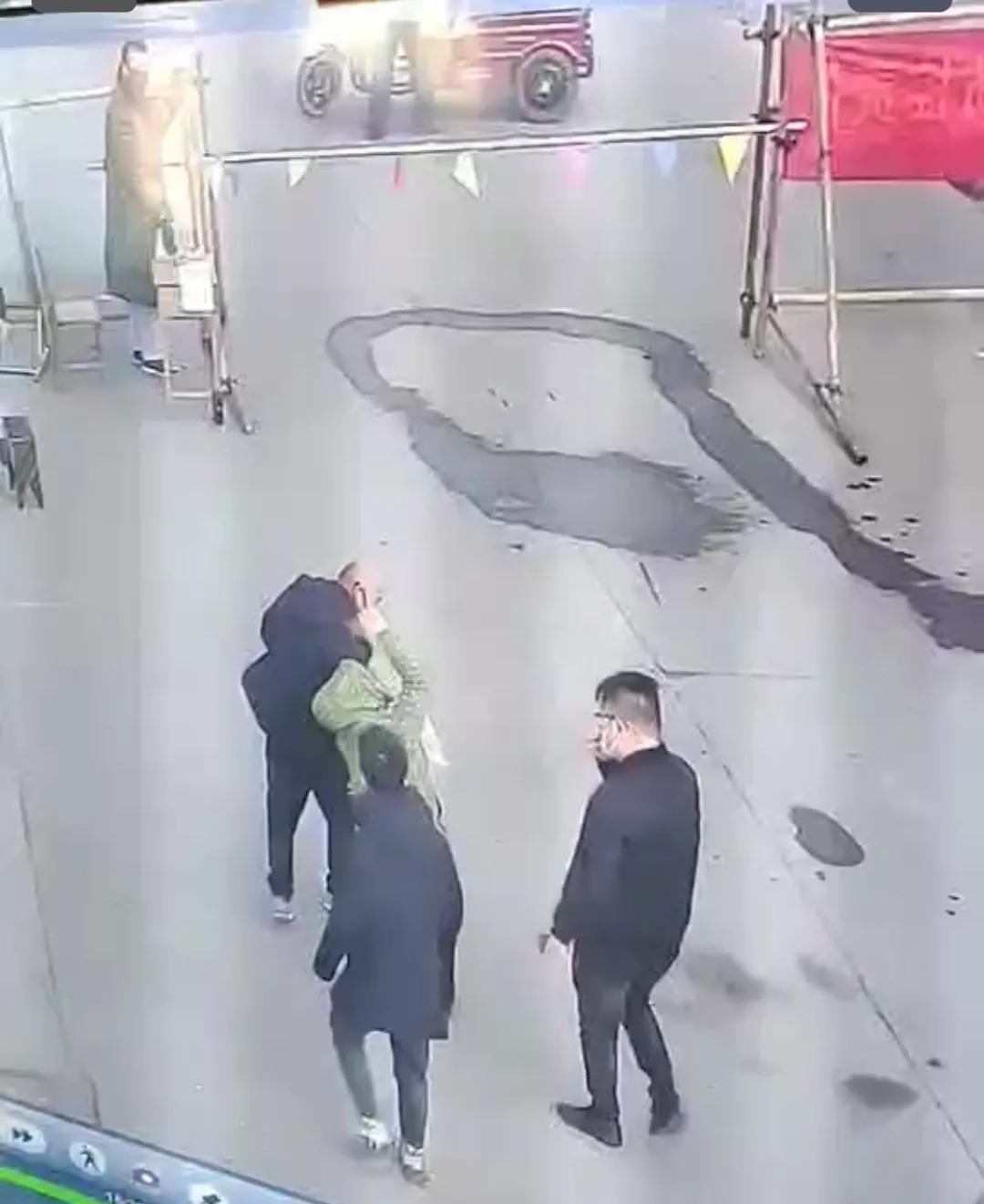 警方通报8人寻衅滋事6人被捕,故意涉疫妨害公务被刑拘