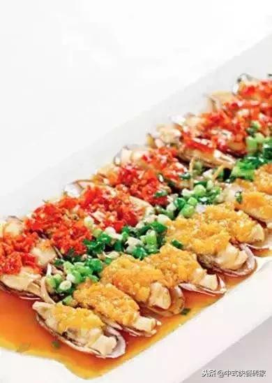 《粉蒸土豆》《妈妈蒸菜卷》《双椒蒸蛏子》《蒸扒鸡》美味