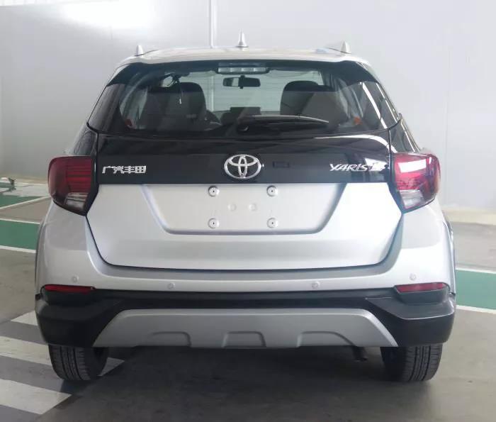 丰田雅力士新款赛车,丰田雅力士对比飞度