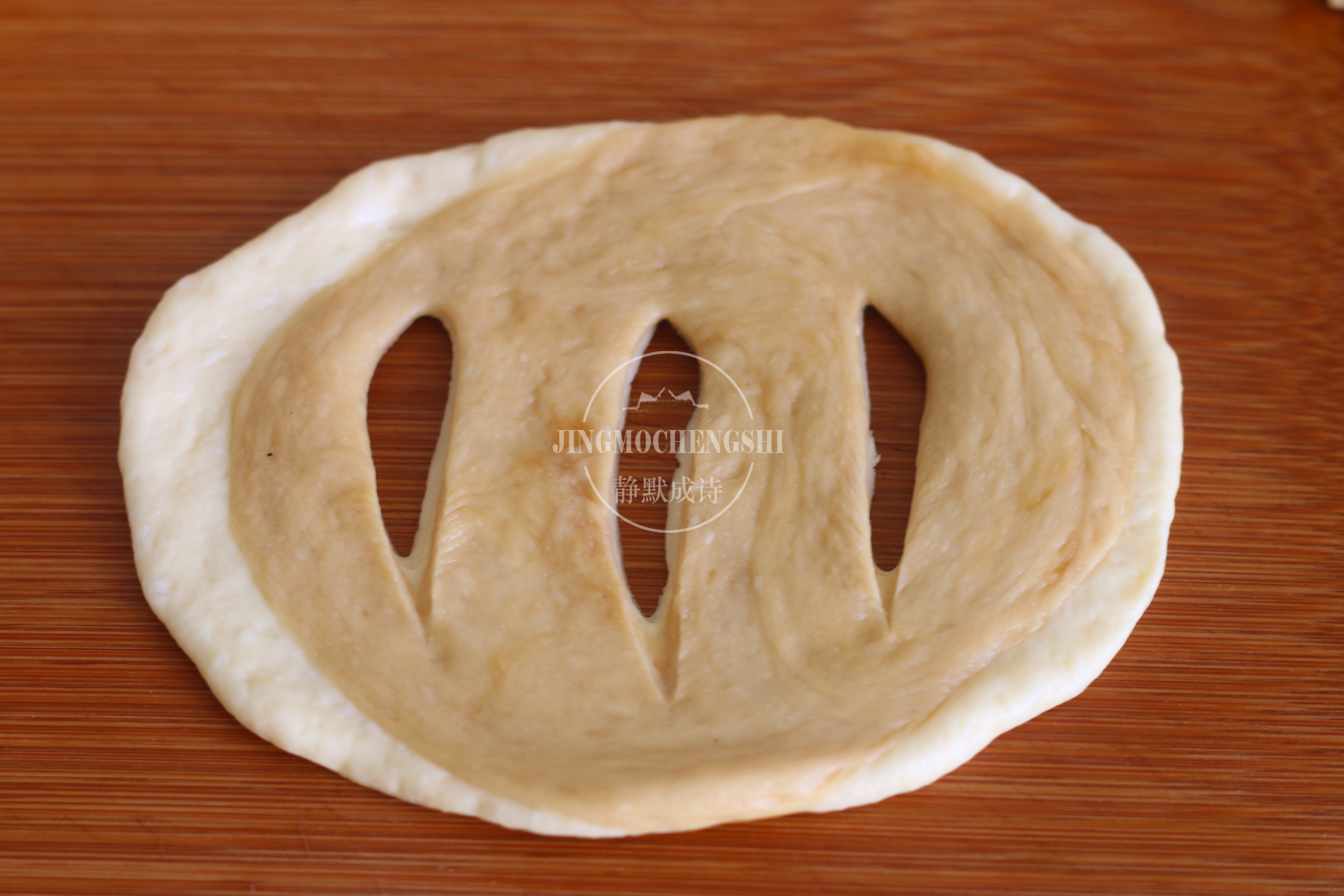 糖油饼怎么做又软又好吃又简单,早餐老北京糖油饼做法大全视频