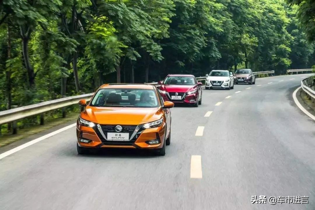 日产轩逸热销为什么饱受争议,日产轩逸经典和新轩逸哪个销量大