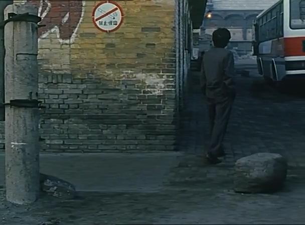 20多年了依然是我们心目中的经典,贾樟柯镜头下的时代与个人