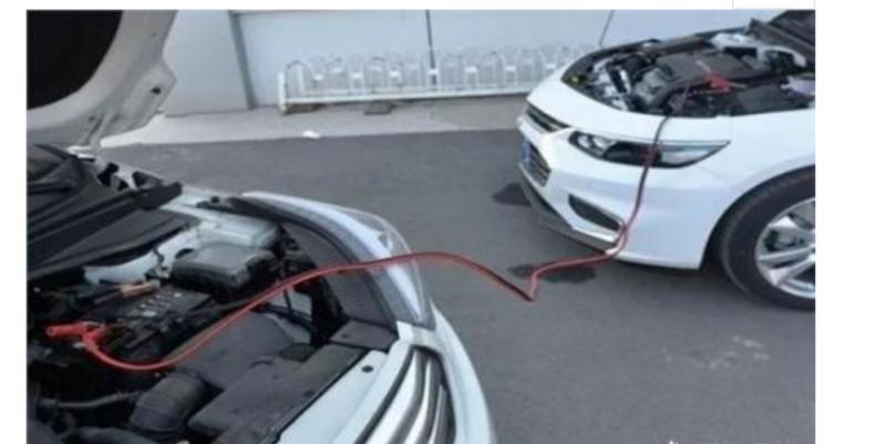 汽车电瓶没电连接别的车电瓶步骤,汽车电瓶彻底没电了搭电还管用吗