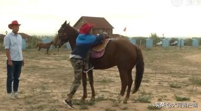 河南三名干部“落马”；读书真能当饭吃！河南这个高校餐厅背古诗送餐券