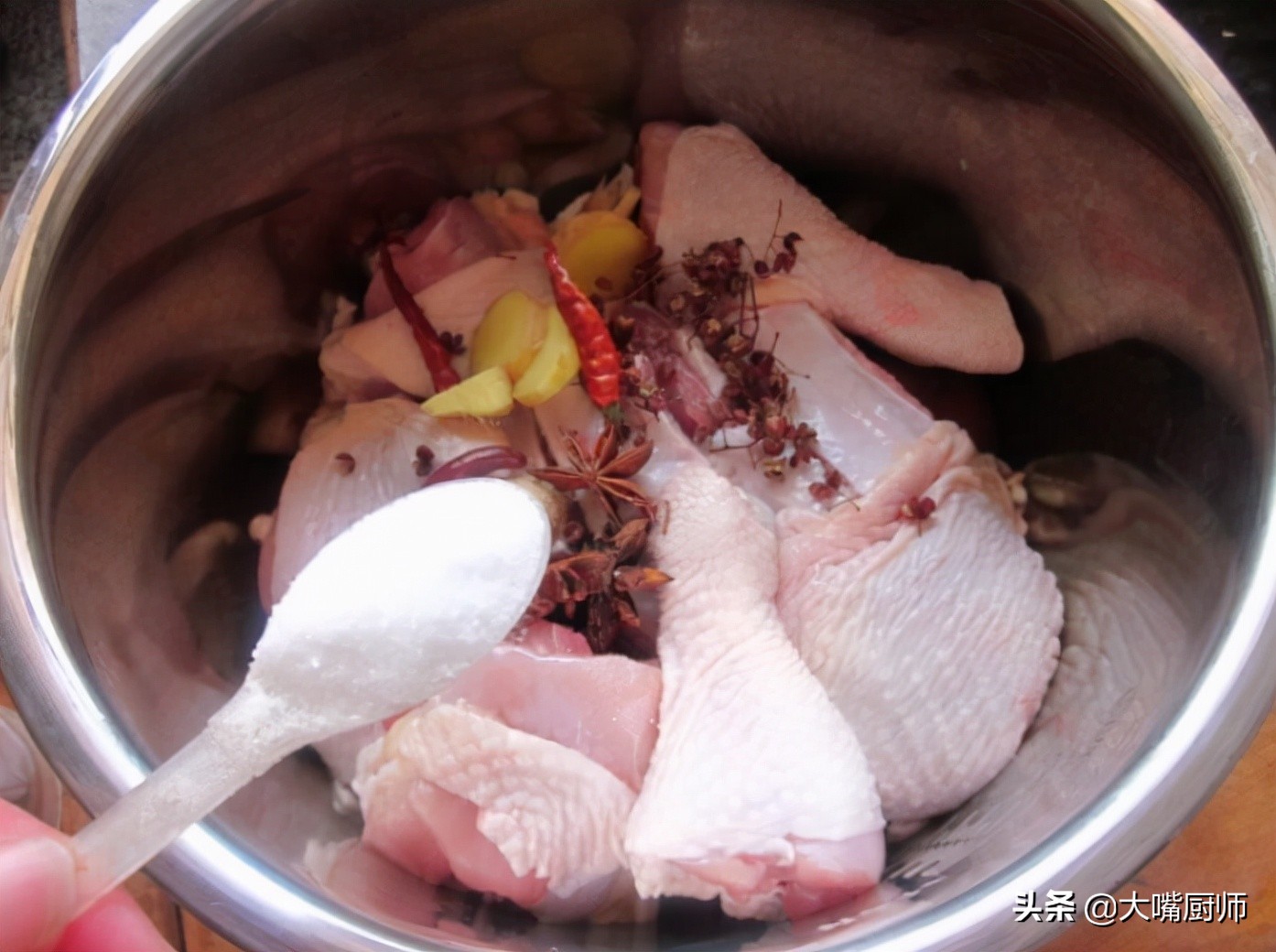 学会这5道菜做大厨,学做菜必懂的5个烹饪技巧