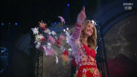 fashion鏃堕,鏃跺皻娼祦fashion