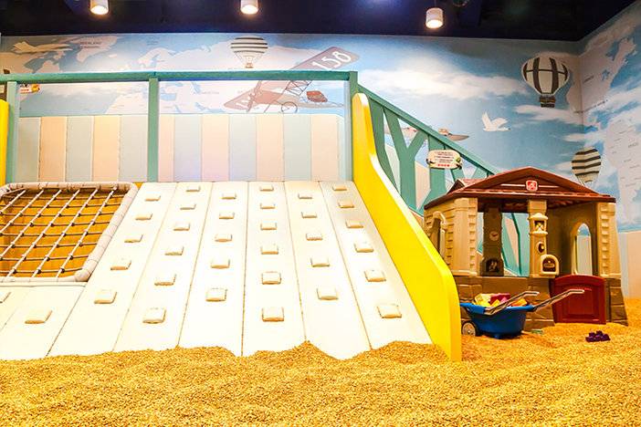 9.9元淘气堡单次游玩,乐多王国儿童室内主题乐园门票