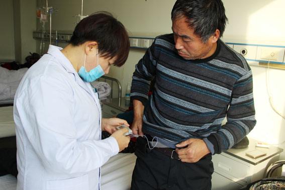 糖尿病患者佩戴胰岛素泵,1型糖尿病人戴胰岛素泵的好处